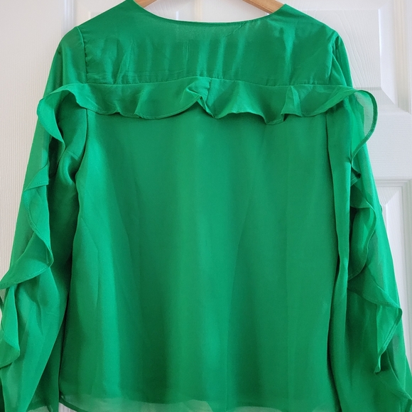 1. State Kelly Green V-neck ruffle sleeve blouse size small professional office - Picture 9 of 11